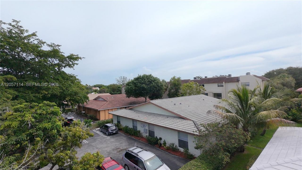 3735 NW 116th Ter, Coral Springs, FL 33065 Photo