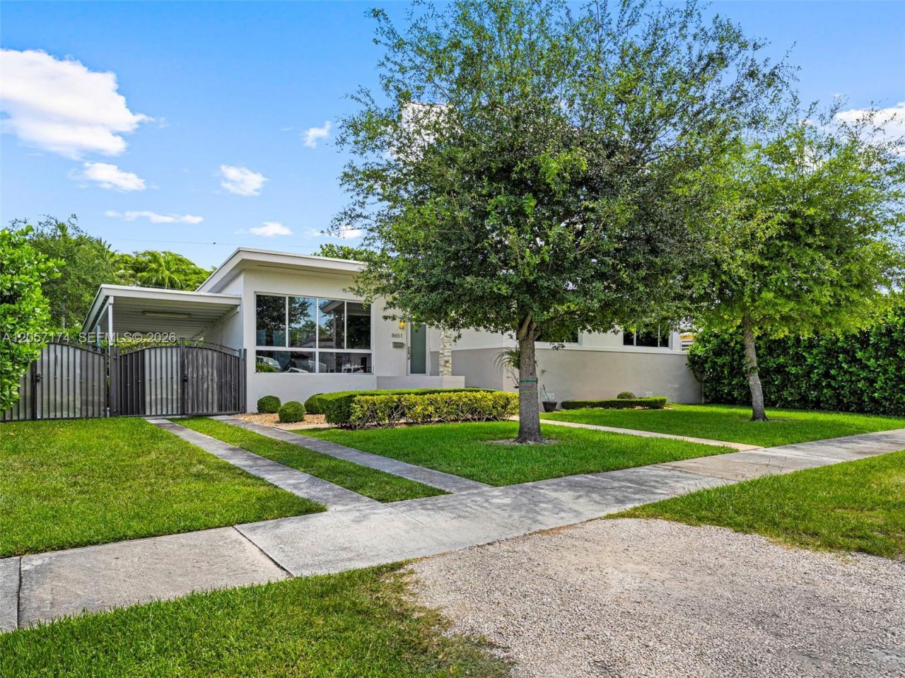 8651 SW 32nd Ter , Miami, FL 33155 Photo