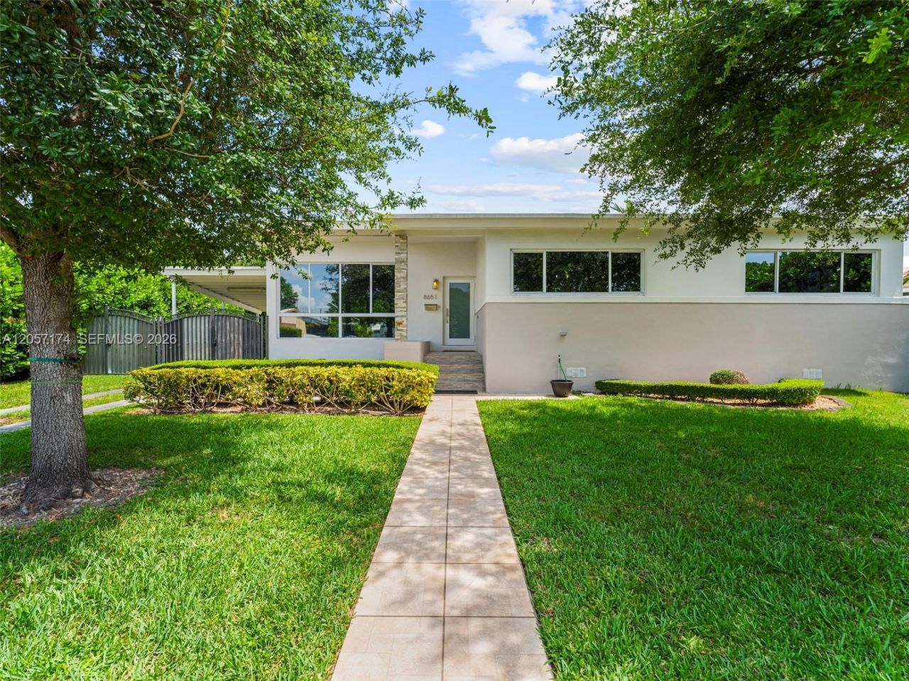 8651 SW 32nd Ter , Miami, FL 33155 Photo