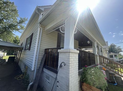 Main Photo