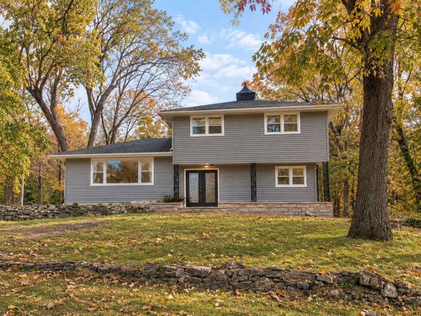 1401 Oakleaf Drive, St. Anne, IL 60964