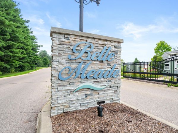 7217 Coreopsis Cove, Kalamazoo, MI 49009