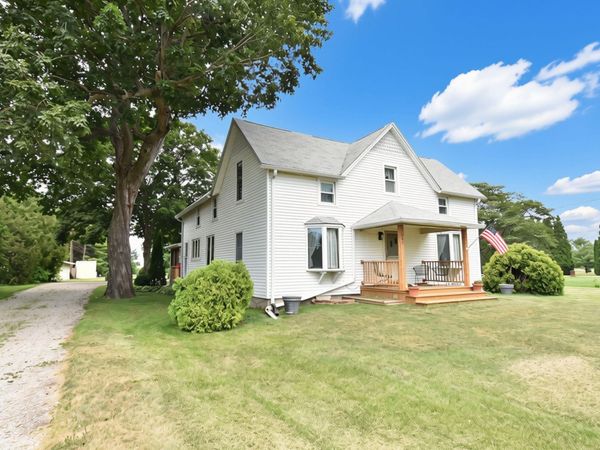 207 E St Rd 352, Boswell, IN 47921