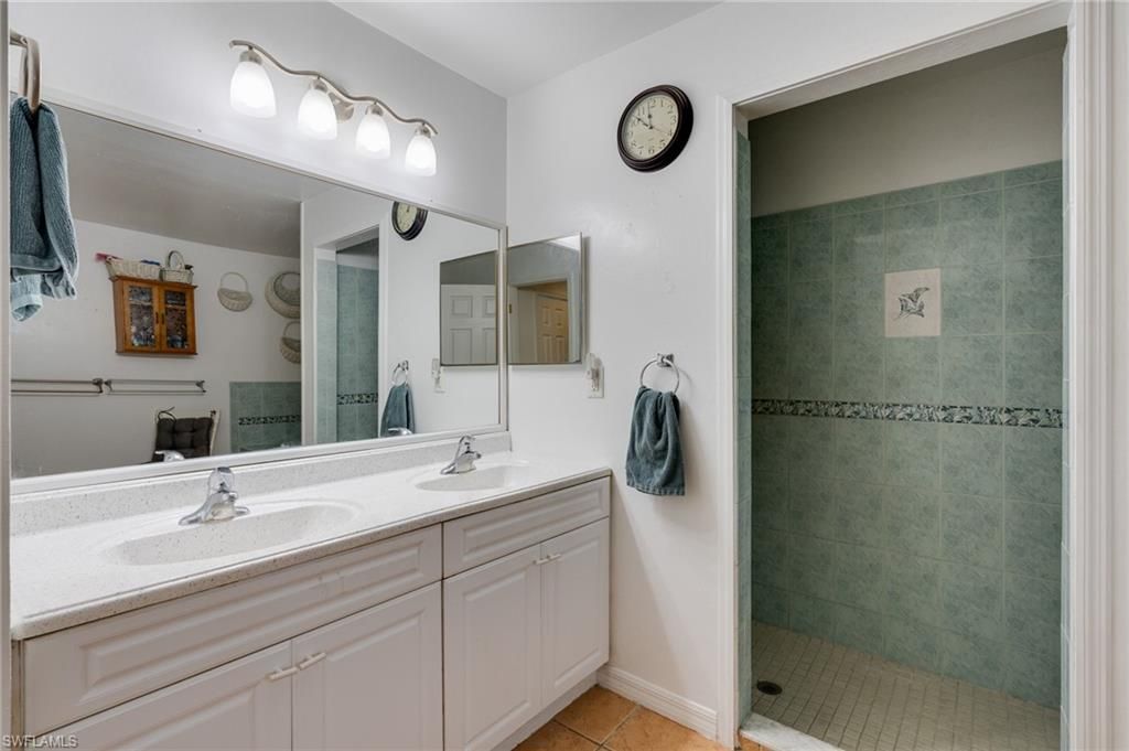 4105 NE 20th Pl , Cape Coral, FL 33909 Photo