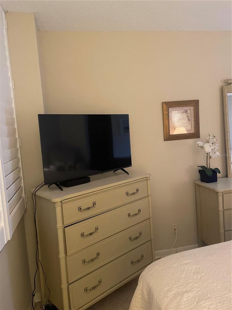 6104 Palma Del Mar Boulevard S, Unit 304, Saint Petersburg, FL 33715 Photo