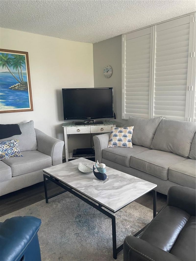 6104 Palma Del Mar Boulevard S, Unit 304, Saint Petersburg, FL 33715 Photo