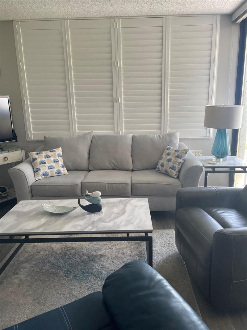 6104 Palma Del Mar Boulevard S, Unit 304, Saint Petersburg, FL 33715 Photo