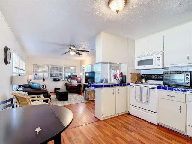 2331 Belleair Road , Unit 116, Clearwater, FL 33764 Photo