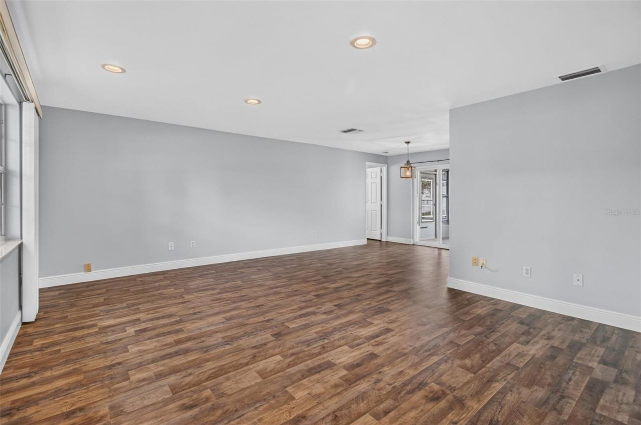 700 Ruskin Road , Clearwater, FL 33765 Photo