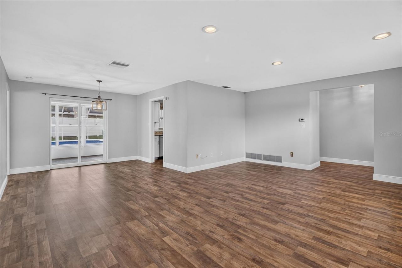 700 Ruskin Road , Clearwater, FL 33765 Photo