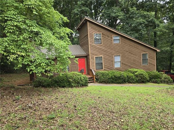 5882 Sumter Drive , Douglasville, GA 30135