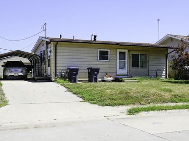 415 N 38TH Street, COUNCIL BLUFFS, IA 51501