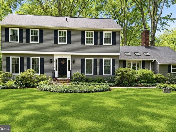 11 BEECHTREE LANE, PLAINSBORO, NJ 08536