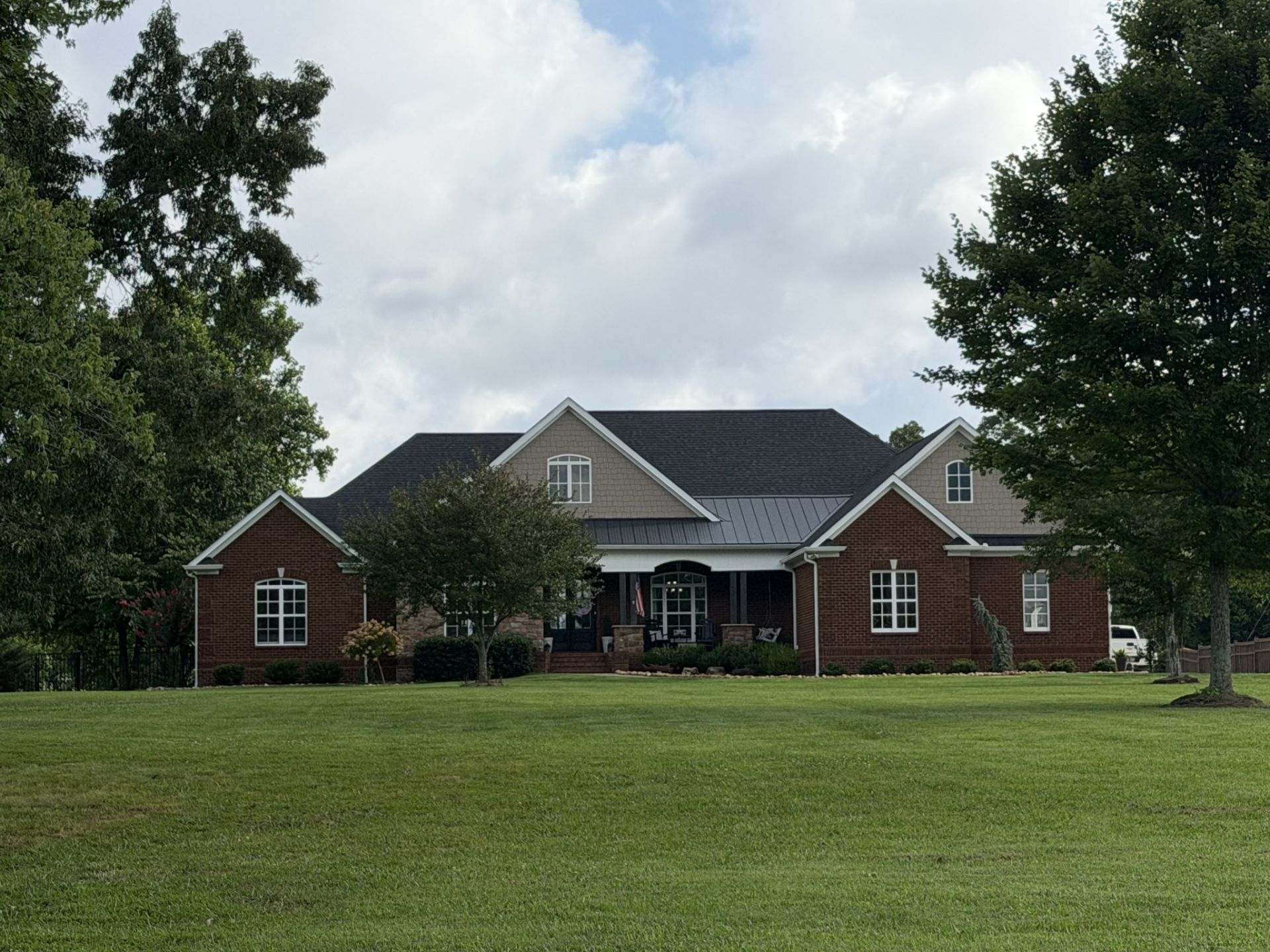 1712 Ledford Mill Rd , Normandy, TN 37360 Main Photo