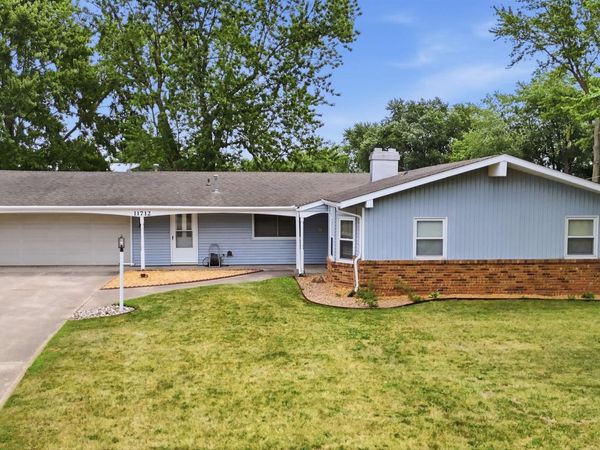 11712 Roberts Road, Harlan, IN 46743