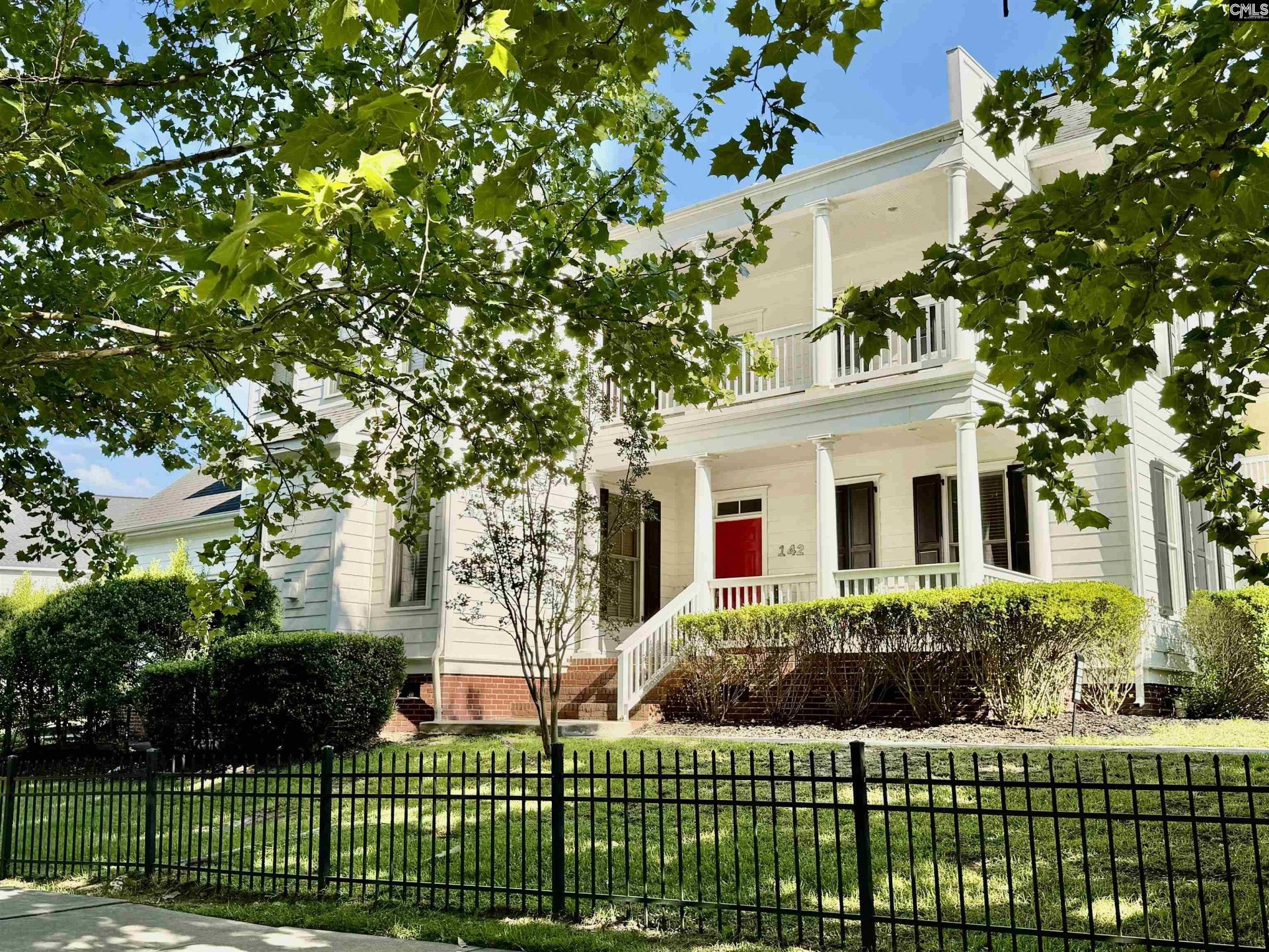 142 Ratchford Way Photo 1