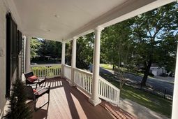 142 Ratchford Way  photo 4