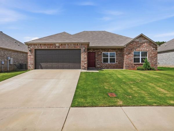 1210 Mae Lane, Conway, AR 72032