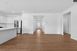 266 Foxglade Drive photo 4