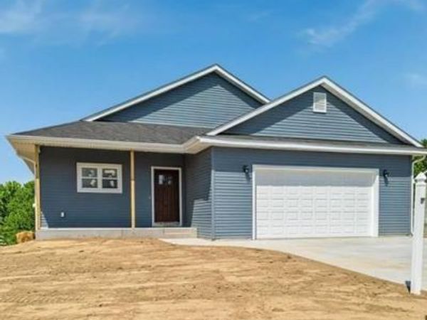 206 Blackhawk Drive, Woodville, WI 54028