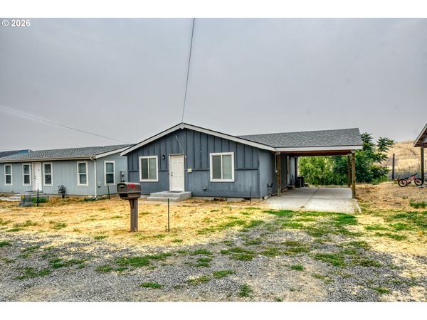 826 SE 10th ST, Pendleton, OR 97801