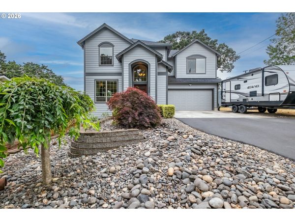 325 S 11TH ST, St. Helens, OR 97051