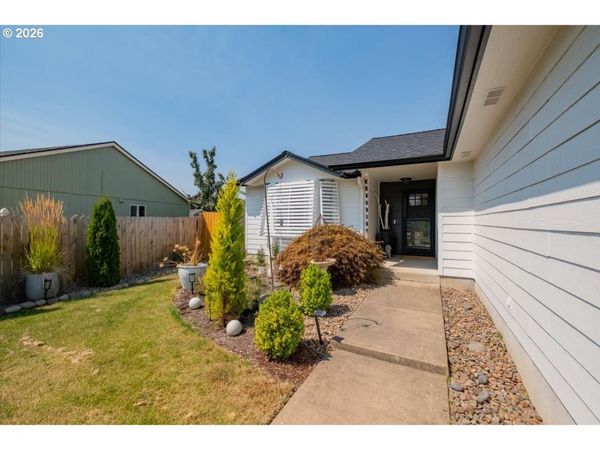 3109 28TH SE AVE, Albany, OR 97322
