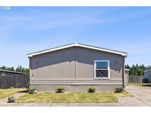 1000 S MCKERN CT, Unit 13, Newberg, OR 97132