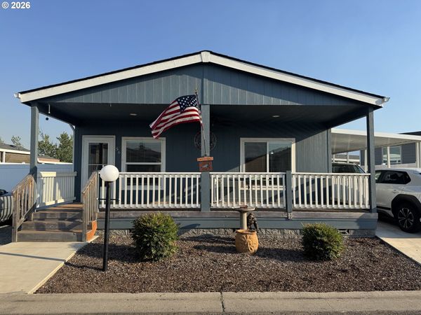 4601 S Pacific Hwy 56, Unit 56, Phoenix, OR 97535