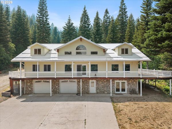 61980 Dial LN, Summerville, OR 97876