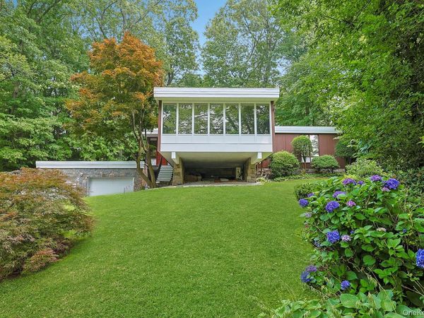 20 Sprain Valley Road , Scarsdale, NY 10583