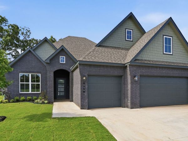 654 W 83rd Street S, Tulsa, OK 74132