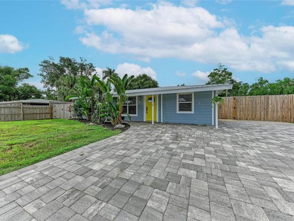 3138 WILLIAMSBURG STREET , SARASOTA, FL 34231