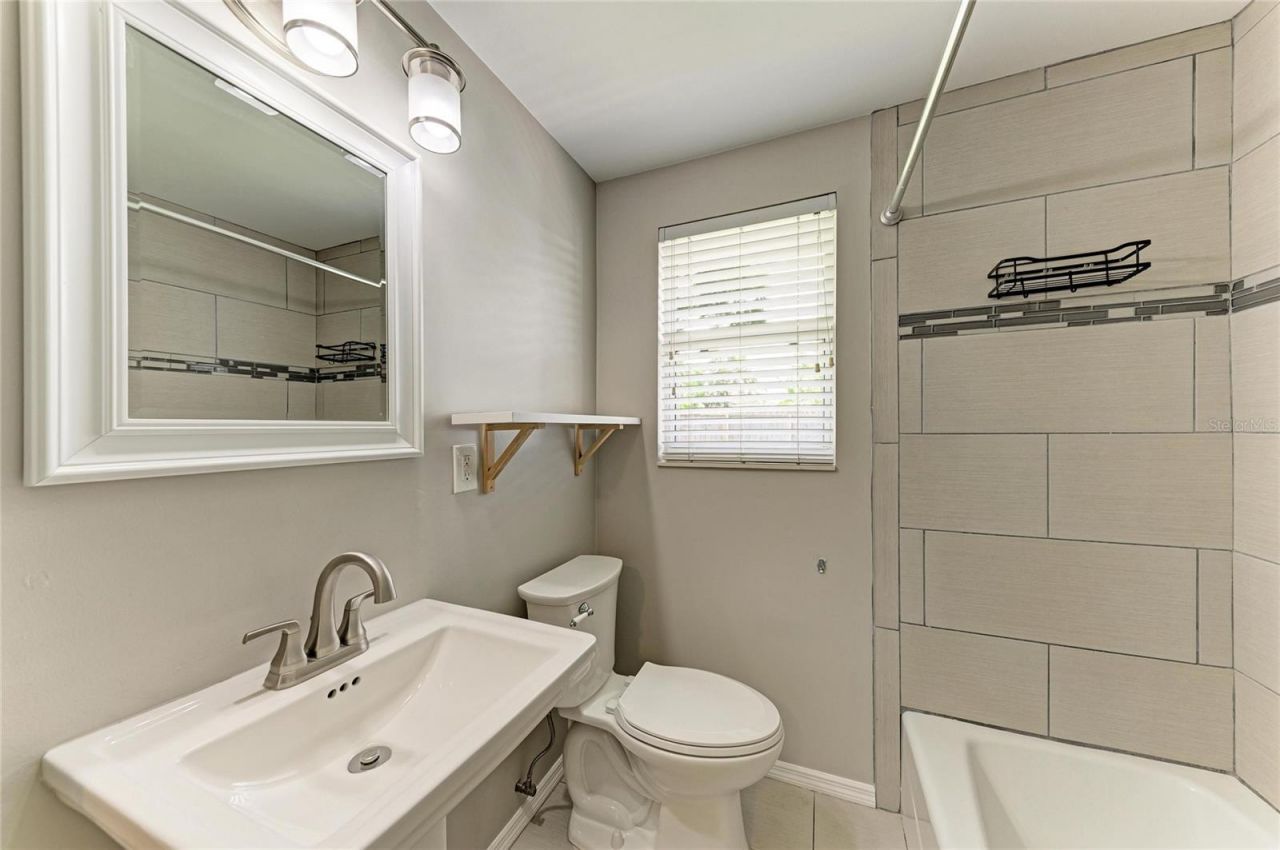 3138 Williamsburg Street, Sarasota, FL 34231 Photo