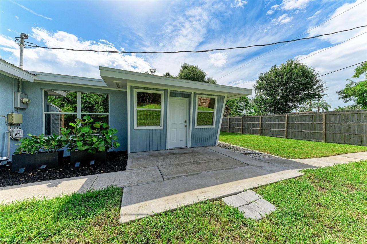 3138 Williamsburg Street, Sarasota, FL 34231 Photo