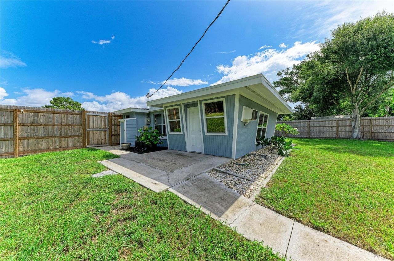 3138 Williamsburg Street, Sarasota, FL 34231 Photo
