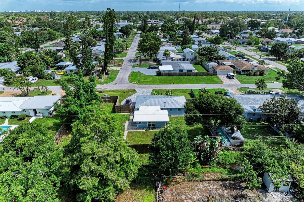 3138 Williamsburg Street, Sarasota, FL 34231 Photo