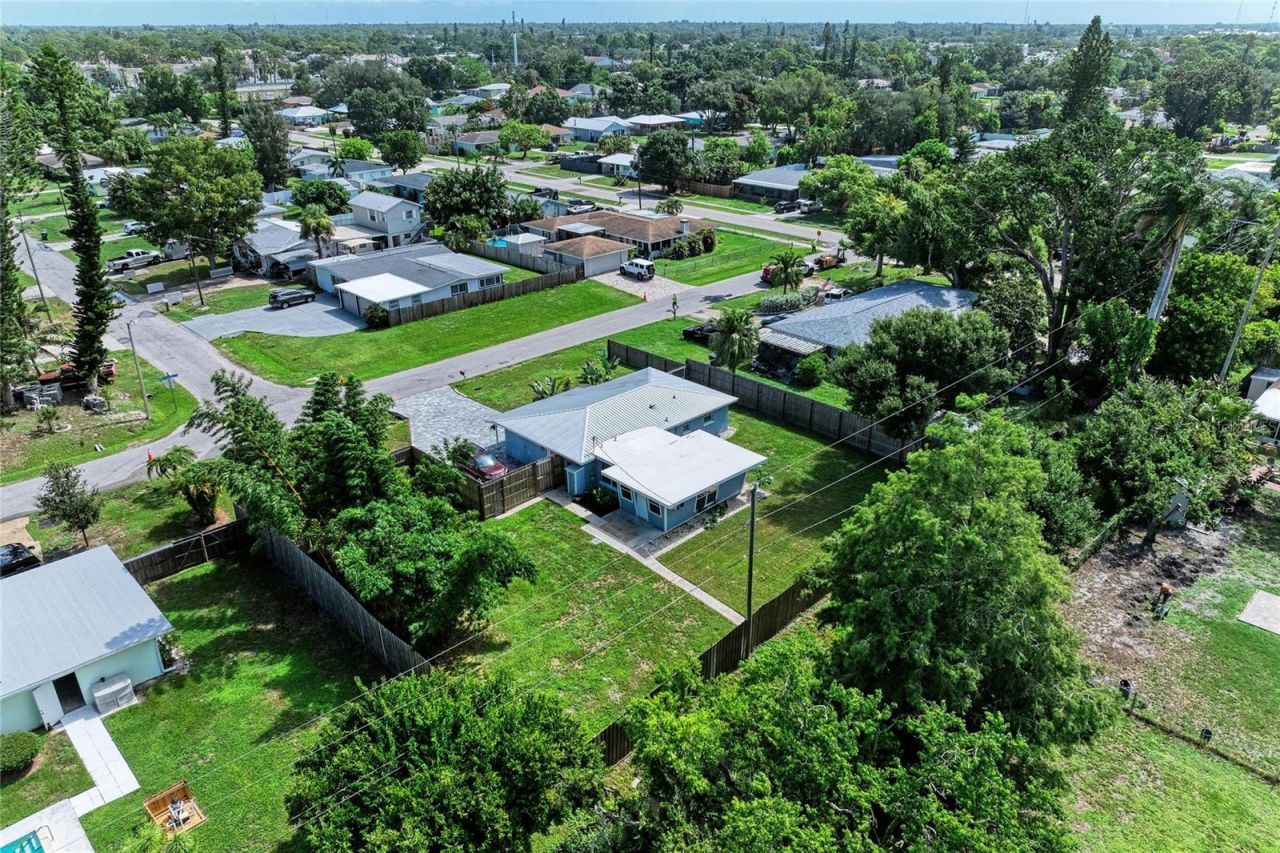 3138 Williamsburg Street, Sarasota, FL 34231 Photo