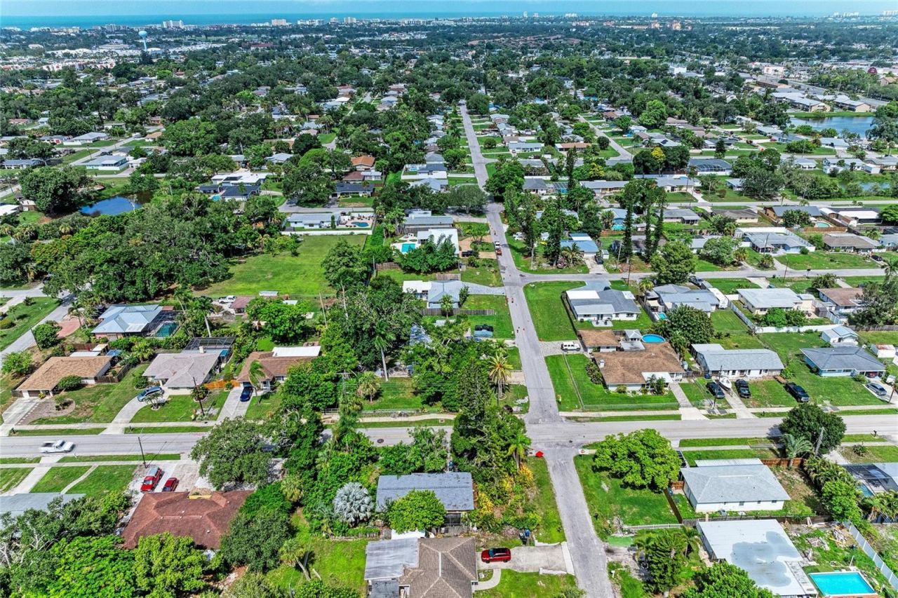 3138 Williamsburg Street, Sarasota, FL 34231 Photo