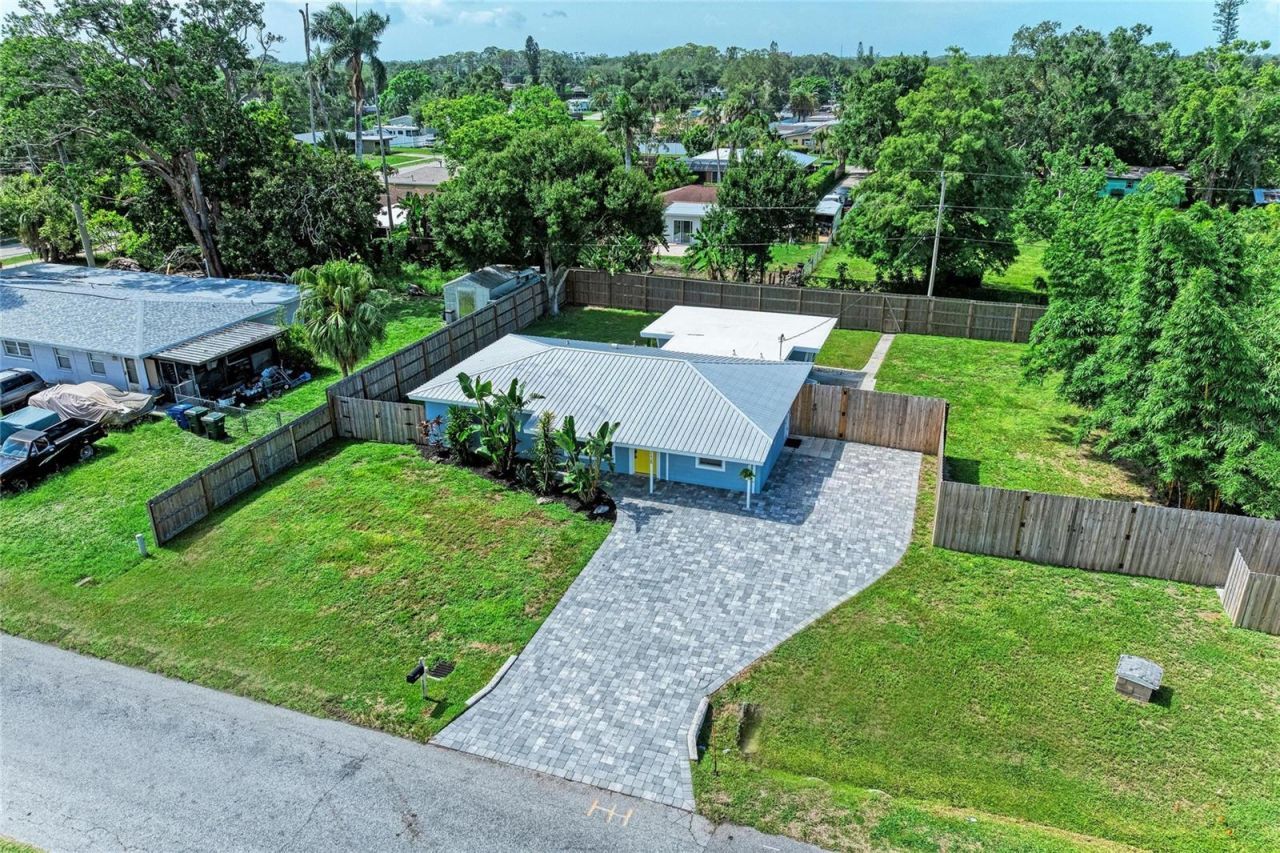 3138 Williamsburg Street, Sarasota, FL 34231 Photo