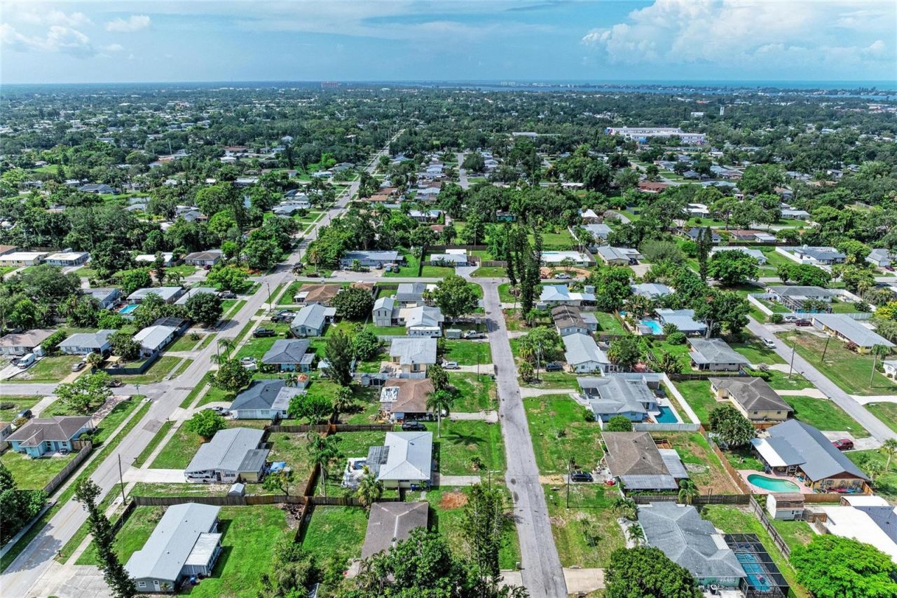 3138 Williamsburg Street, Sarasota, FL 34231 Photo