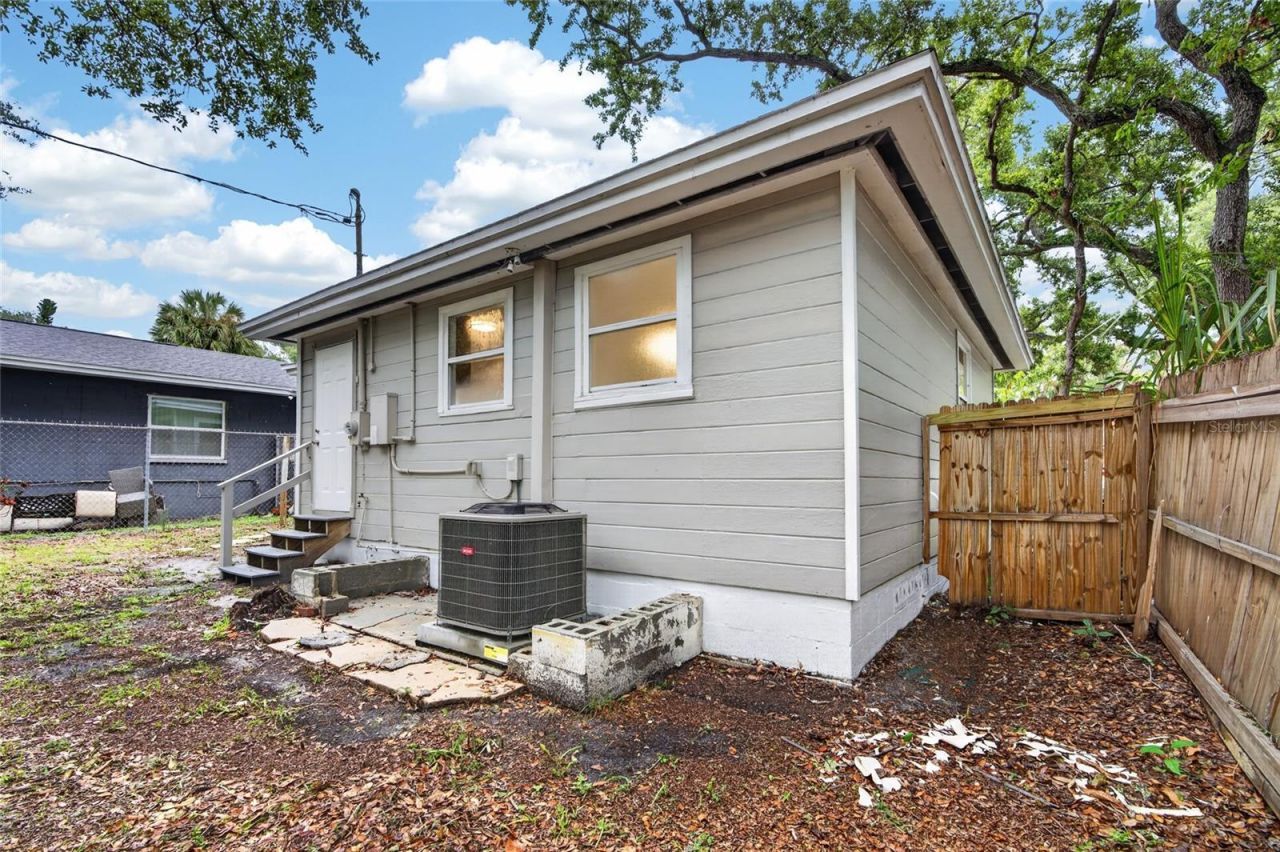 2525 21st Street S, Saint Petersburg, FL 33712 Photo