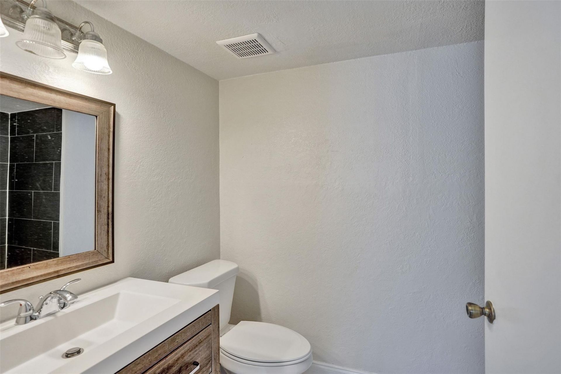 10773 Cleary Boulevard, Unit 111, Plantation, FL 33324 Photo