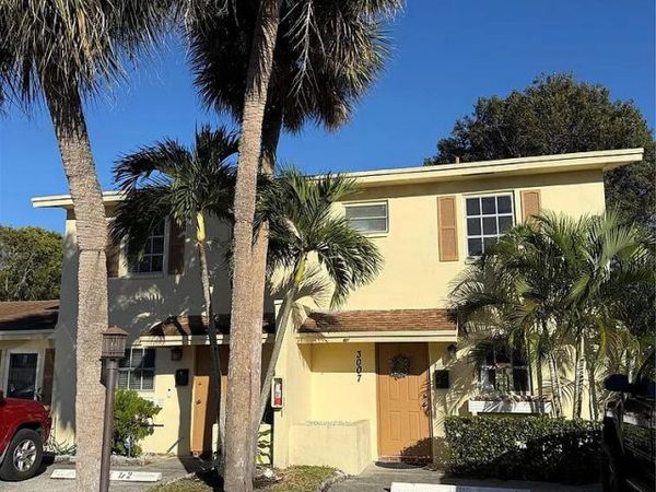 3007 NW 68TH Street, Unit 9C, Fort Lauderdale, FL 33309