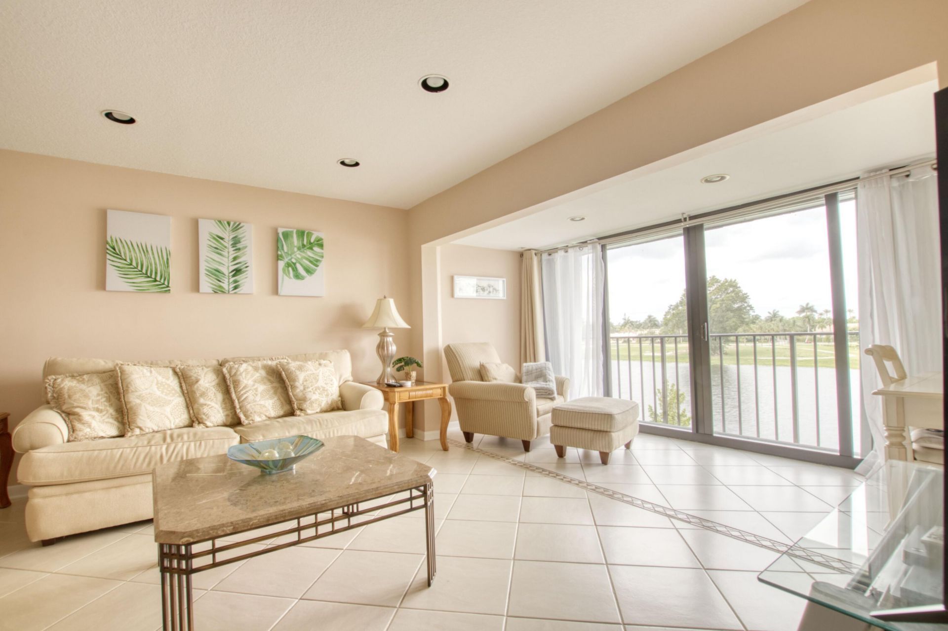 4272 D Este Court, Unit 305, Lake Worth, FL 33467 Photo
