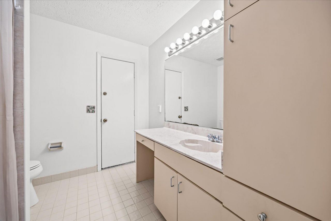 2126 SW Trenton Lane, Port Saint Lucie, FL 34984 Photo