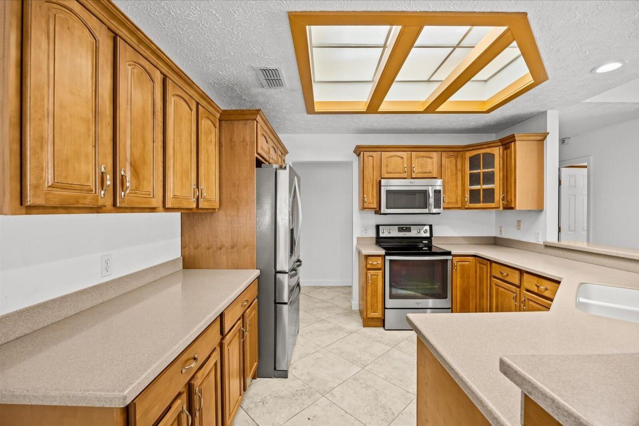 2126 SW Trenton Lane, Port Saint Lucie, FL 34984 Photo