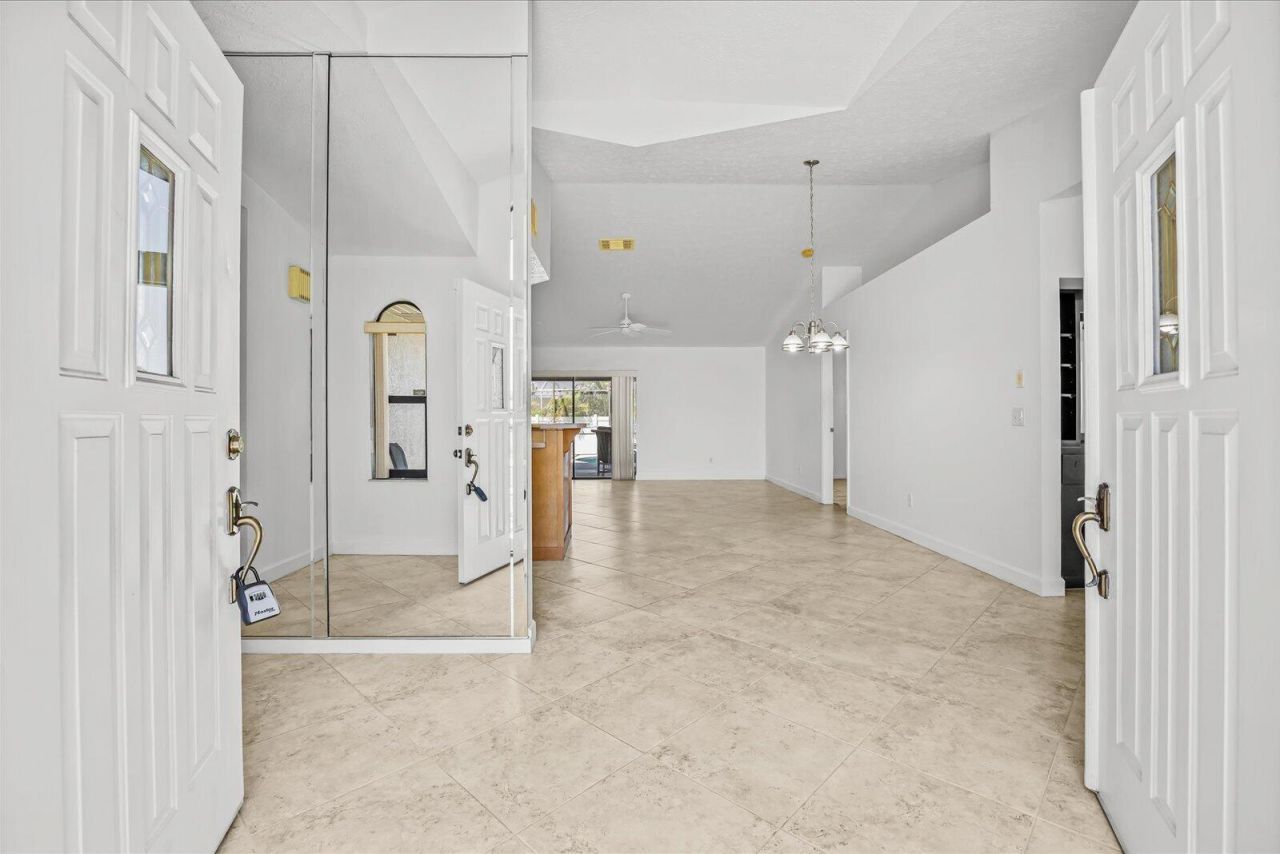 2126 SW Trenton Lane, Port Saint Lucie, FL 34984 Photo