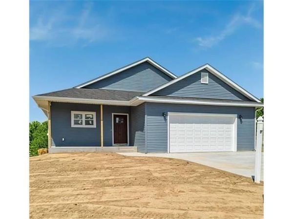 206 Blackhawk Drive, Woodville, WI 54028