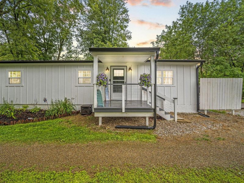 376 Merritt Road SW, Pataskala, OH 43062 Photo 3